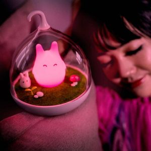 Söt portabel LED-lykta i Totoro-stil, uppladdningsbar, vibrations-sensor - Rosa